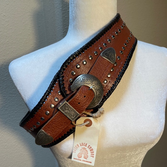 NEW! Western Wide Two tone Studded Leather Belt Black Brown NWT! NEW! Western Wide Two tone Studded Leather Belt Black Brown NWT! main image 3